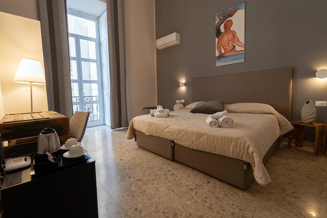 Pc Boutique H Loggia, By Clapa Group Hotel Napoli Exterior foto