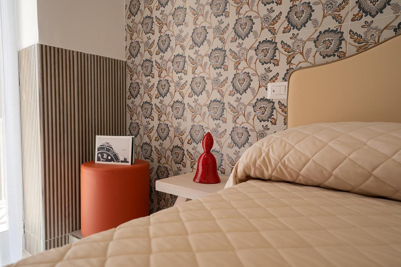 Pc Boutique H Loggia, By Clapa Group Hotel Napoli Exterior foto