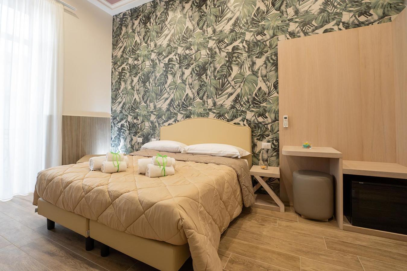 Pc Boutique H Loggia, By Clapa Group Hotel Napoli Exterior foto