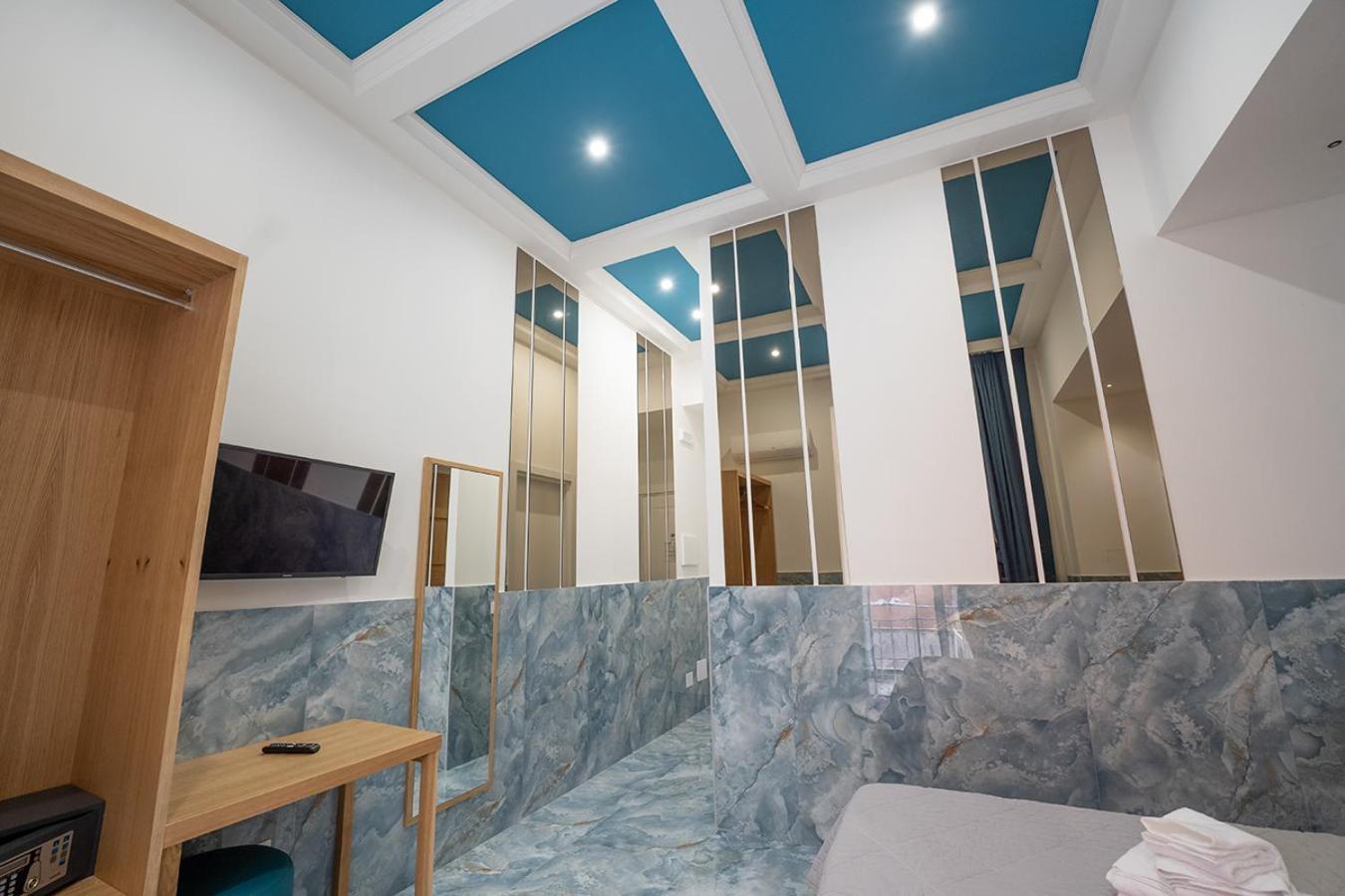Pc Boutique H Loggia, By Clapa Group Hotel Napoli Exterior foto